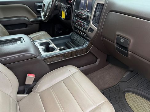Used 2016 GMC Sierra 2500 Denali w/ Duramax Plus Package image 12