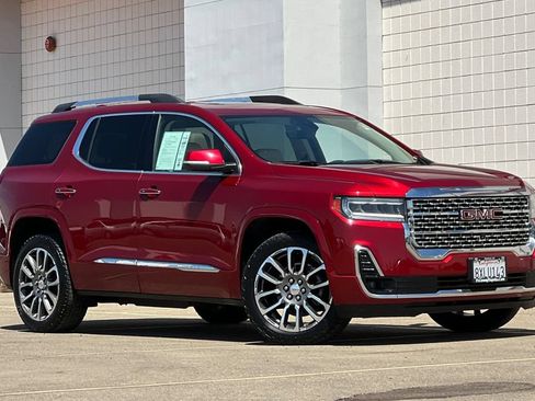 Used 2022 GMC Acadia Denali w/ Denali Ultimate Package AWD/4WD image 2