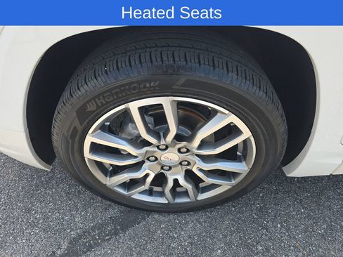 Used 2023 GMC Terrain Denali AWD/4WD image 10