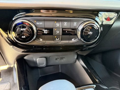 New 2026 Chevrolet Trax LT w/ Driver Confidence Package image 21