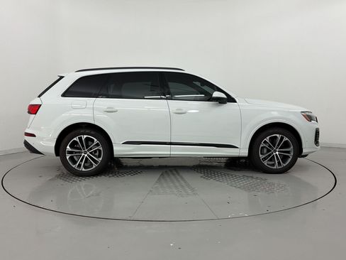 Certified 2026 Audi Q7 3.0T Premium w/ Convenience Plus Package AWD/4WD image 8