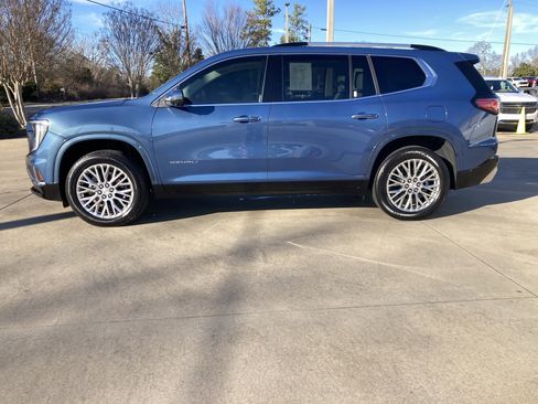 Certified 2024 GMC Acadia Denali image 9