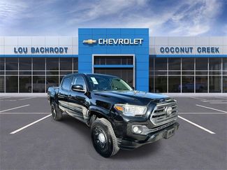 Used 2019 Toyota Tacoma SR video 1