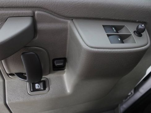 Used 2016 Chevrolet Express 3500 LT w/ LT Preferred Equipment Group image 11