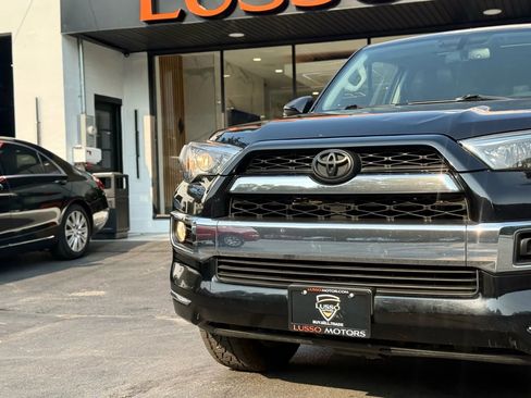 Used 2016 Toyota 4Runner Limited image 34