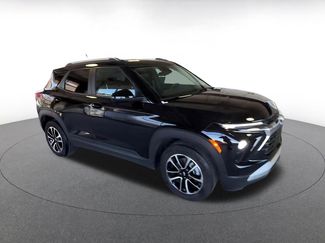 Used 2025 Chevrolet TrailBlazer LT FWD video 2