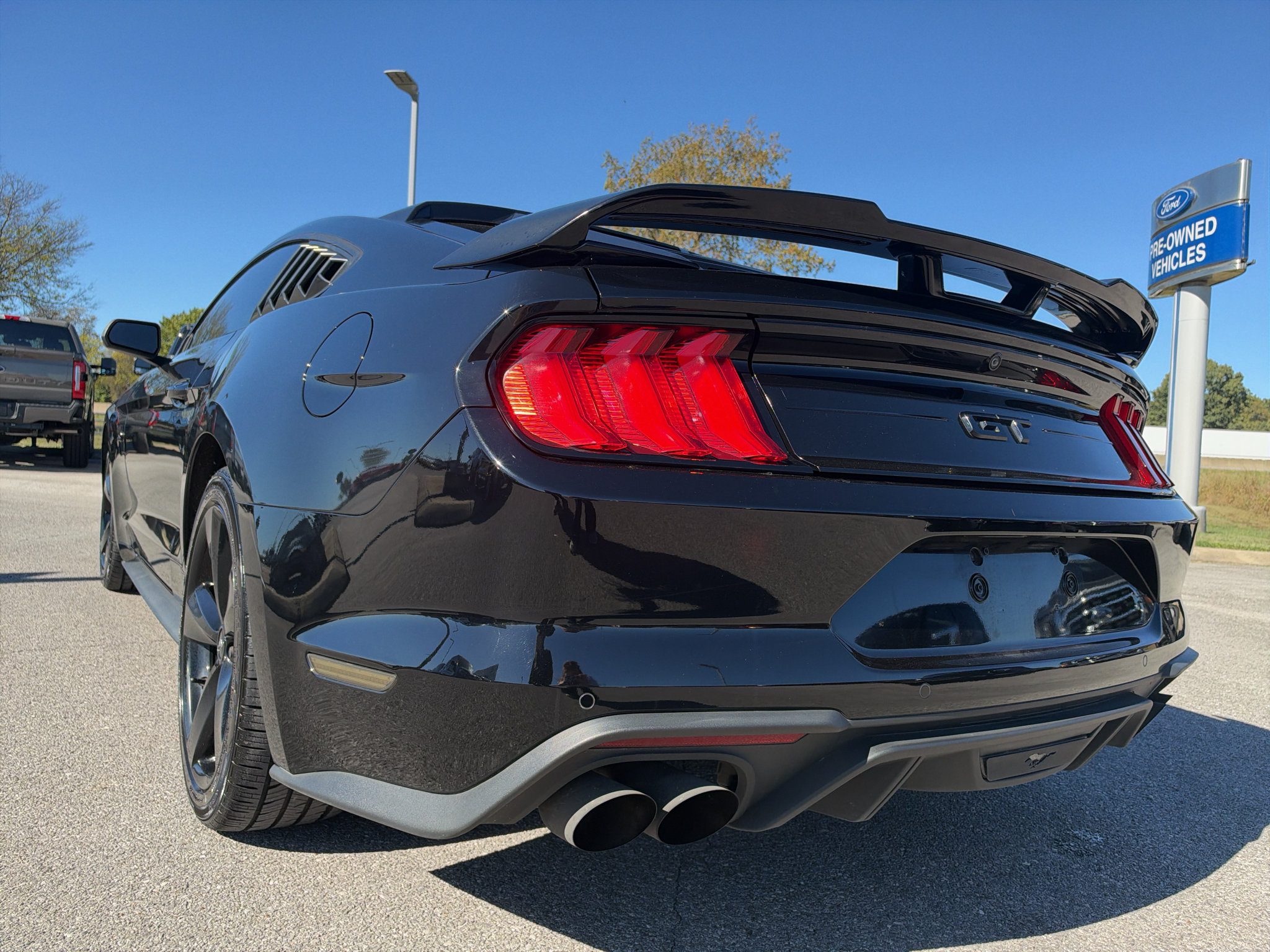 Used 2021 Ford Mustang GT w/ Equipment Group 301A RWD image 27