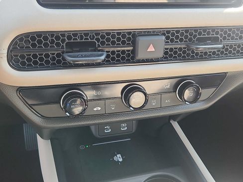 Certified 2026 Honda HR-V LX image 15