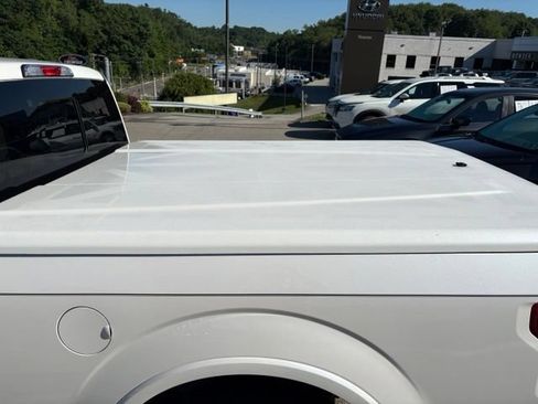 Used 2017 Ford F150 Lariat AWD/4WD image 9