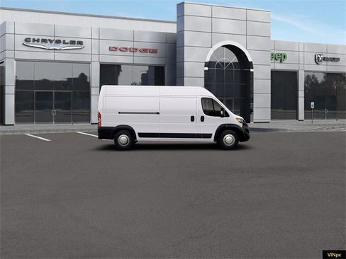 New 2026 RAM ProMaster 2500 w/ Premium Convenience Group image 9
