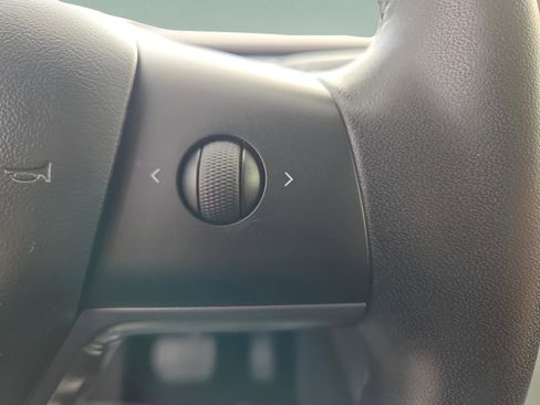 Used 2020 Tesla Model Y Long Range image 15