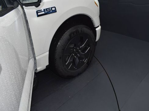 New 2025 Ford F150 Lightning Lariat AWD/4WD image 16