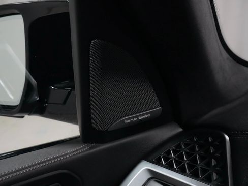 Certified 2023 BMW X7 M60i w/ Executive Package image 27