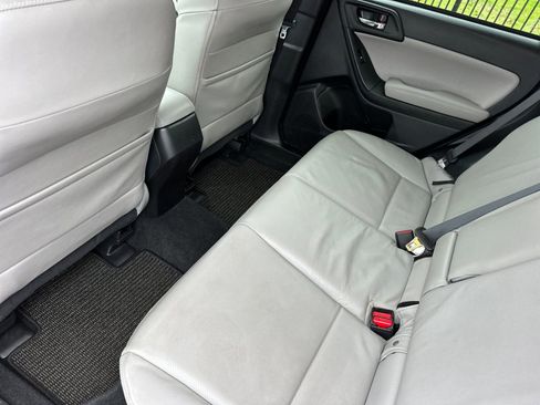 Used 2014 Subaru Forester 2.5i Limited image 11