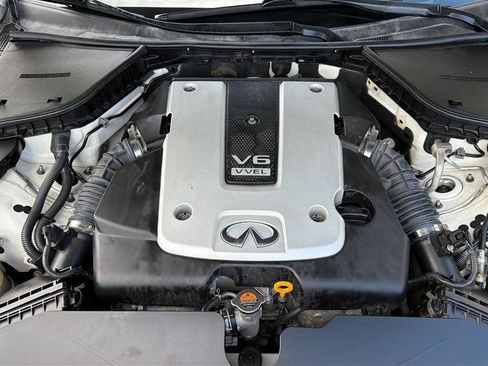 Used 2015 INFINITI Q50 AWD w/ Moonroof Package image 30