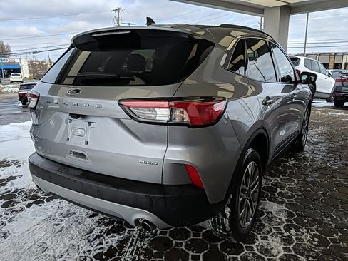 Used 2022 Ford Escape SEL image 5