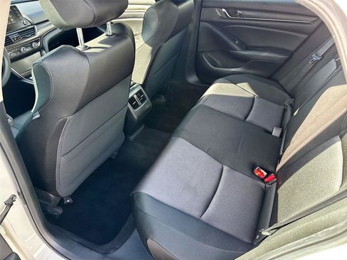 Used 2019 Honda Accord EX image 25