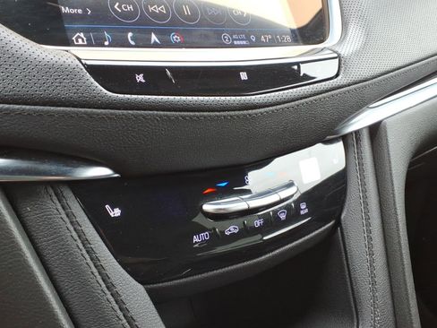 Used 2021 Cadillac XT5 Premium Luxury w/ LPO, Floor Liner Package FWD image 12