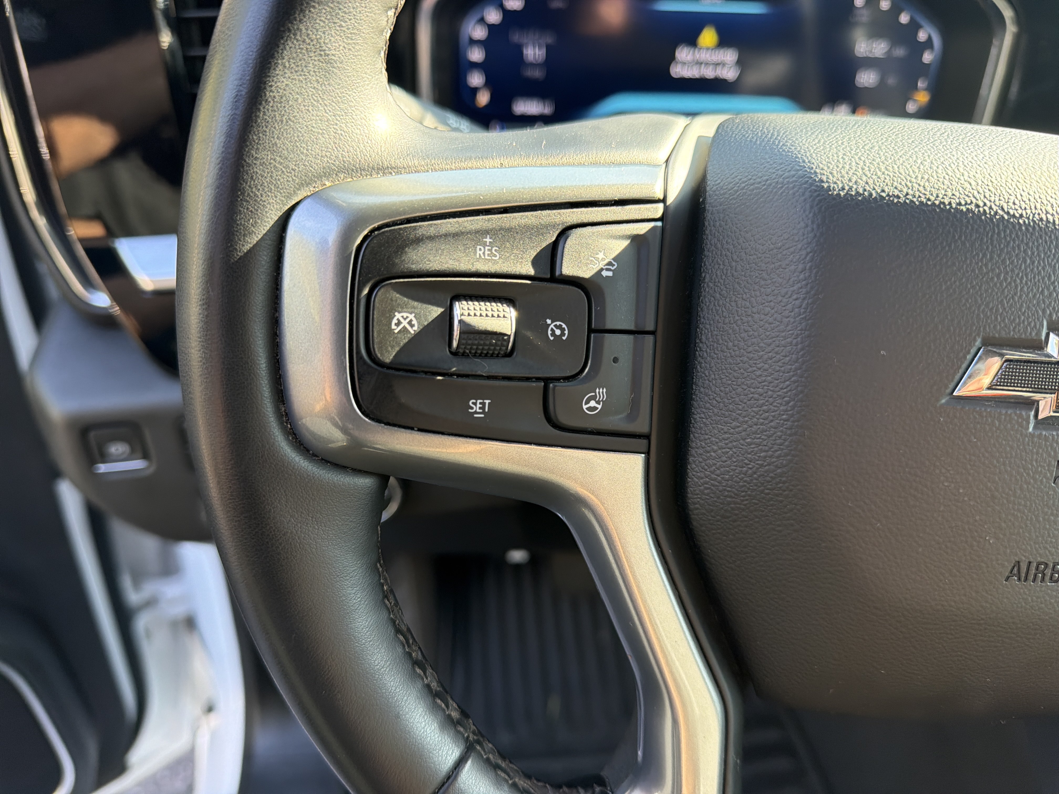 Used 2026 Chevrolet Silverado 1500 RST AWD/4WD image 19
