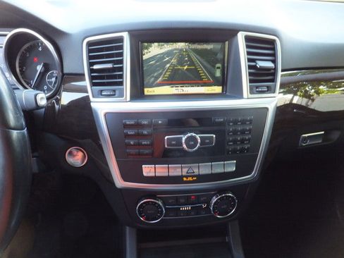 Used 2012 Mercedes-Benz ML 350 M-Class ML350 Bluetec AWD image 15