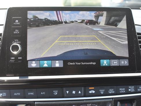 Used 2025 Honda Odyssey Elite image 28