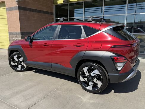 Used 2025 Hyundai Kona Limited FWD image 5