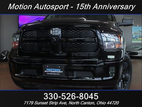 Used 2019 RAM 1500 Classic SLT w/ Black Appearance Group image 53