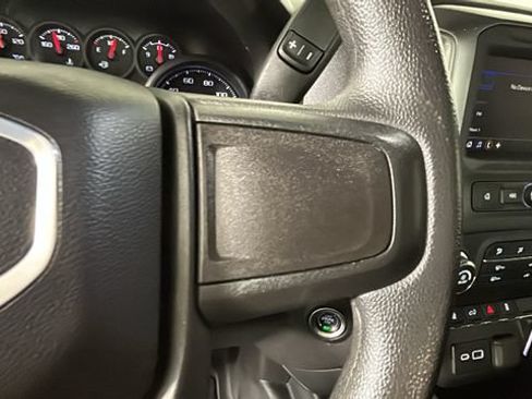 Used 2024 GMC Sierra 2500 Pro AWD/4WD image 16