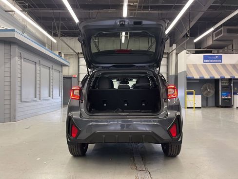 Certified 2024 Subaru Crosstrek 2.0i Premium image 9