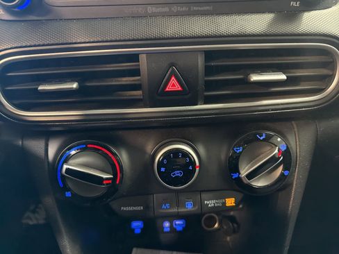 Used 2019 Hyundai Kona SEL w/ SEL Tech Package 02 image 24