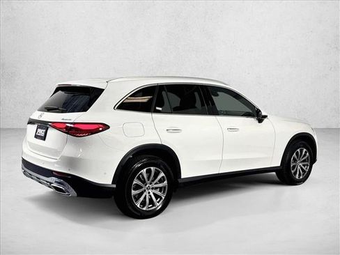 Used 2026 Mercedes-Benz GLC 300 4MATIC image 5