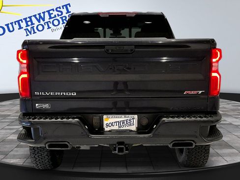 Used 2022 Chevrolet Silverado 1500 RST image 5