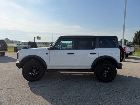 Used 2022 Ford Bronco Wildtrak AWD/4WD image 9
