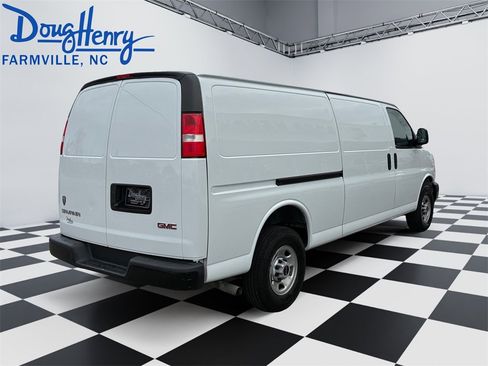 Used 2023 GMC Savana 2500 Extended w/ Driver Convenience Package image 5