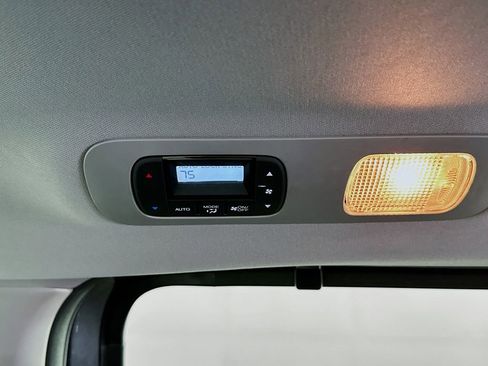 Used 2022 Honda Odyssey Elite image 35