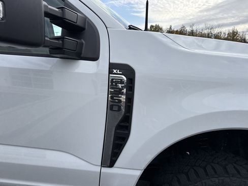 New 2026 Ford F350 XL w/ XL Off-Road Package image 6