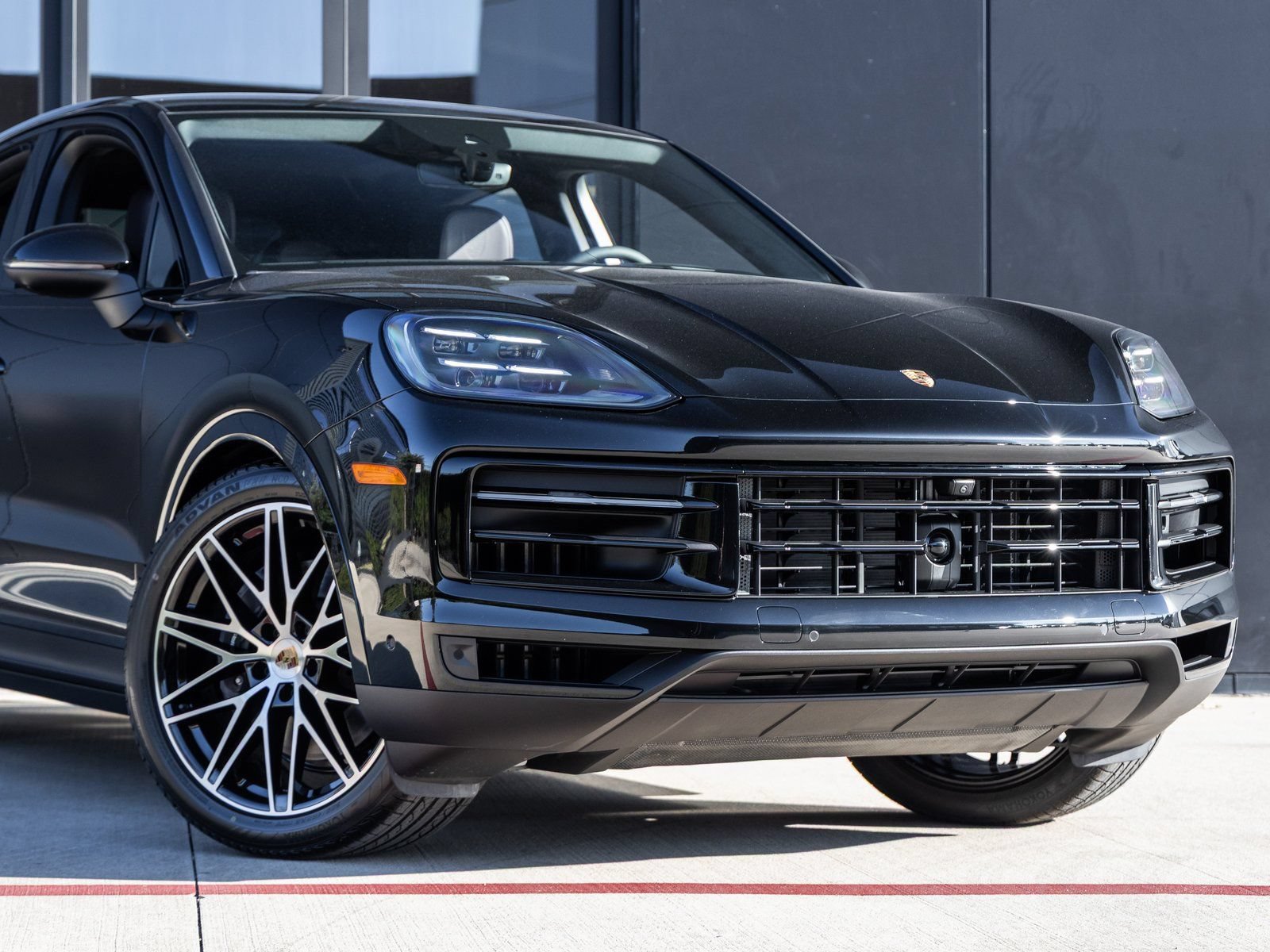 Certified 2026 Porsche Cayenne Coupe AWD/4WD image 9