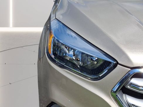 Used 2017 Ford Escape SE FWD image 17