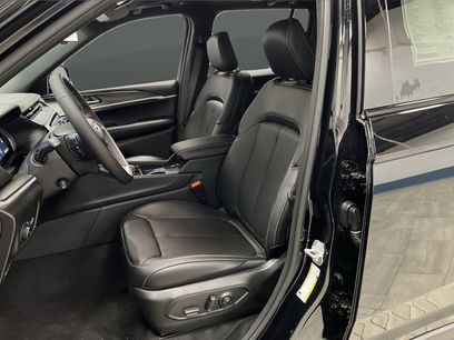 New 2026 Jeep Grand Cherokee Limited w/ Luxury Tech Group II