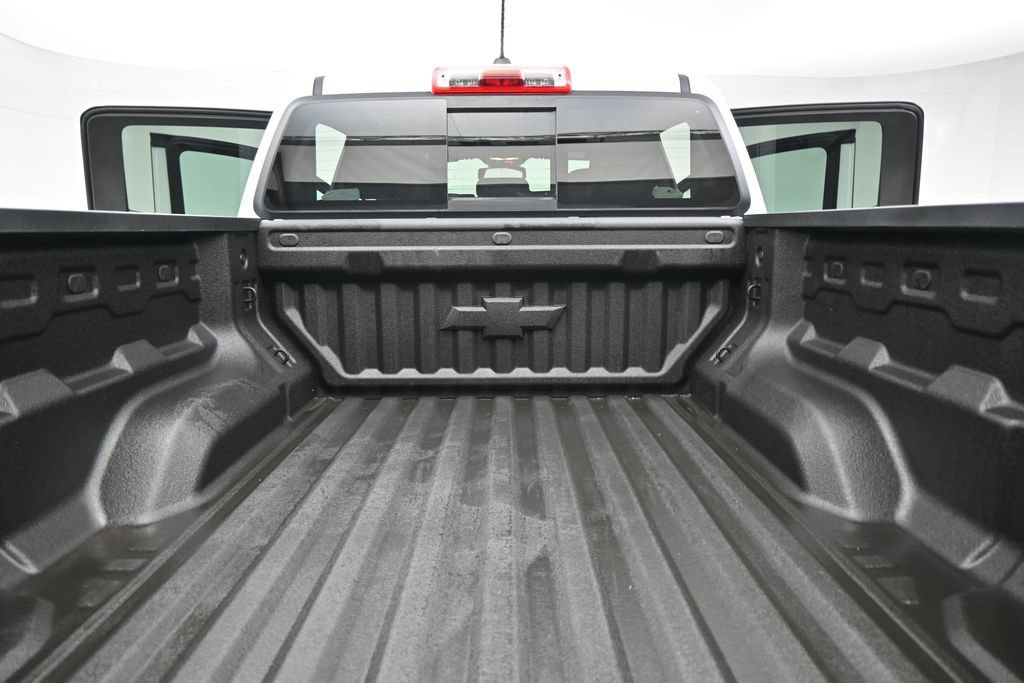 Used 2025 Chevrolet Colorado ZR2 AWD/4WD image 27