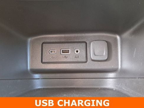 Used 2024 Chevrolet Equinox LT image 17