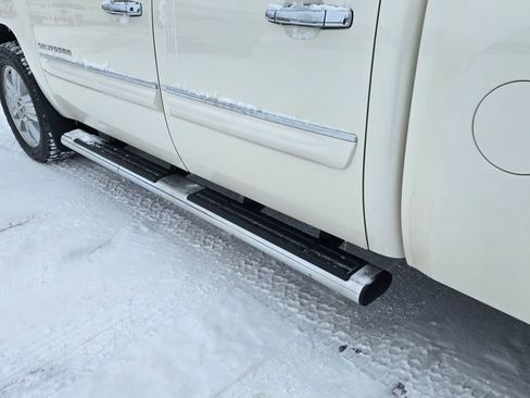 Used 2013 Chevrolet Silverado 1500 LTZ w/ LTZ White Diamond Edition image 10