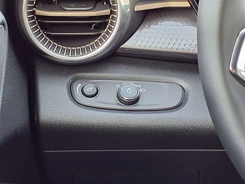 New 2026 Chevrolet Trax ACTIV w/ Driver Confidence Package image 15