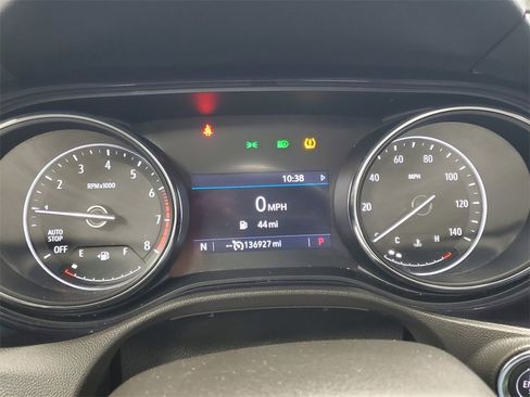 Used 2020 Buick Encore GX Essence image 17