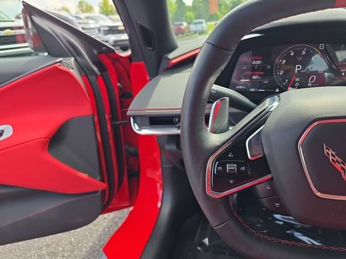 Used 2020 Chevrolet Corvette Stingray Preferred Cpe w/ 2LT Preferred Equipment Group RWD image 15