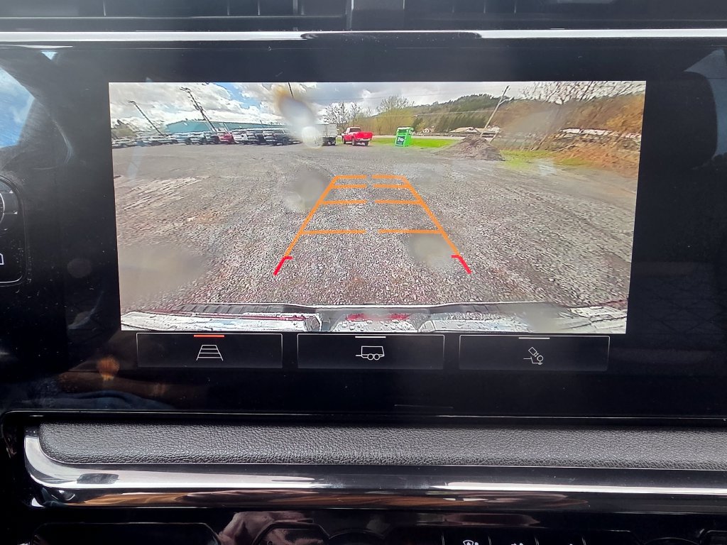 Used 2022 GMC Sierra 1500 AT4 w/ AT4 Preferred Package AWD/4WD image 26