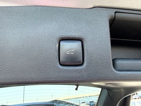 Used 2024 Ford Escape ST-Line AWD/4WD image 13