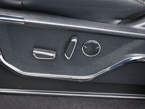 Used 2023 Ford F150 Platinum w/ Equipment Group 701A High image 12