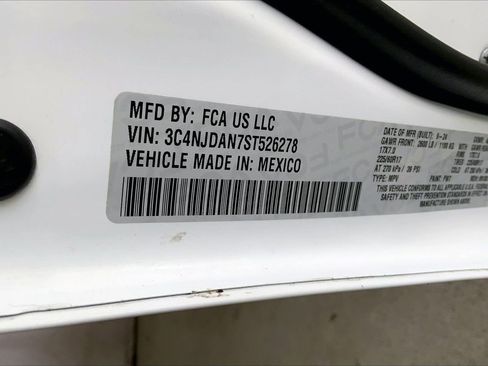 Used 2025 Jeep Compass Sport image 8