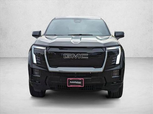 New 2025 GMC Sierra EV Denali image 2